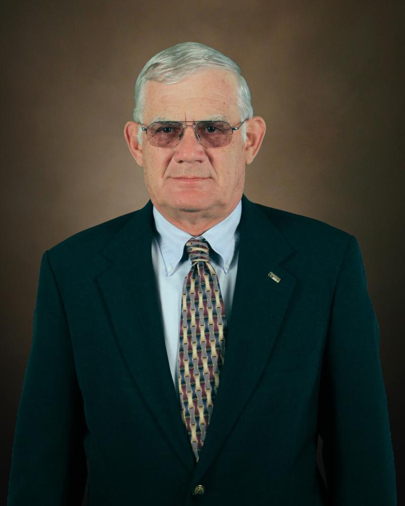 Wayne Nichols 
